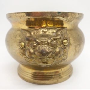 Brass bowl with foo dog head handles